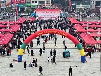 图集 | 湖北通城：赶集寻年味 人间烟火浓