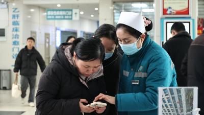 【春节我在岗】通城医护工作者：坚守“医”线 为健康“守”岁