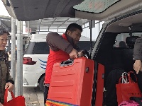 图集 | 温暖回家路！通城免费接返乡人员回家过年