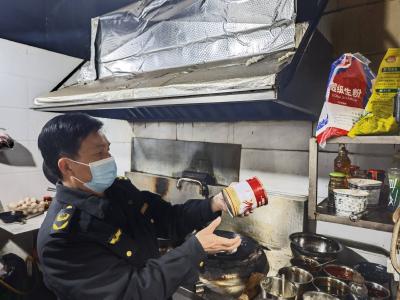 通城县市场监督管理局开展网络餐饮食品安全“随机查餐厅”行动