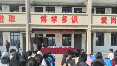 通城县北港中学举办“阳光心态 健康成长”心理健康讲座