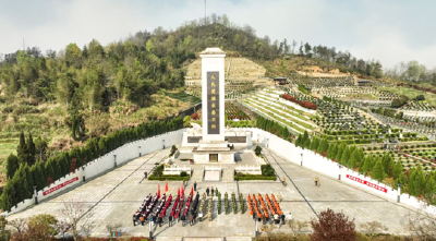 马鞍山下，一堂直抵人心的“行走红色党课”