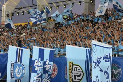 【县乡文化】踢一场球，火一条街，旺一座城——咸宁楚超赛事背后的“体育+文旅+特产”现场直击