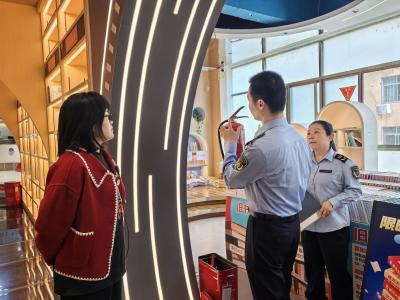 通城县开展五一节前文化市场专项整治行动 筑牢节日安全防线