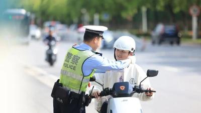 本月起，湖北交警严查！骑电动车注意了