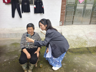 通城县北港镇沉山村：上门认证暖民心 筑牢民生保障线