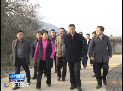 市委常委何开文来我县检查烟花爆竹生产企业安全生产工作