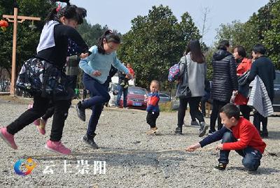亲，来狮子崖营地享受美味柴火饭 与动物来一次亲密接触吧