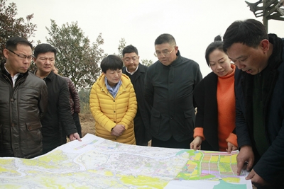 省联投集团来我县调研考察