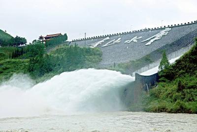 今日汛情:青山水库停止泄洪
