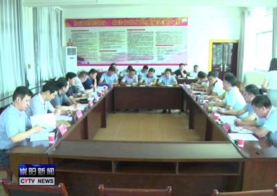 省检察院调研组来我县调研精准扶贫和“聚力脱贫攻坚 五级代表在行动”活动开展情况