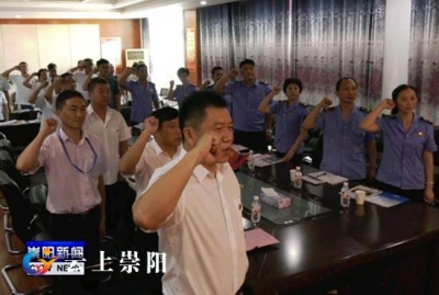 县食药监局深入企业开展党日活动