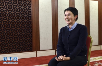 中国发展进入新时代－－9名外籍语言专家眼中的十九大报告 