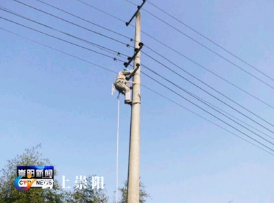 升级低电压线路 确保院民温暖过冬