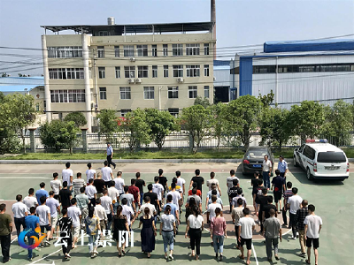 崇阳县司法局联合检察院开展社区服刑人员集中整训活动