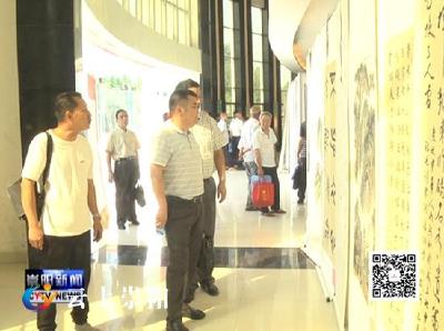县老年书画家协会举办庆祝建国七十周年书画作品展