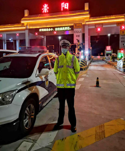 【红榜】崇阳交警成明：残缺的身体，完美的忠诚