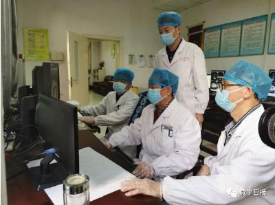 不能拥抱的战友！记者实地跟拍崇阳一线医护人员“轮战”现状