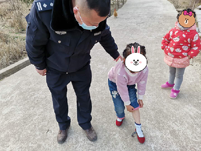 崇阳：六岁女童就医告急！民警为其接力“买单”