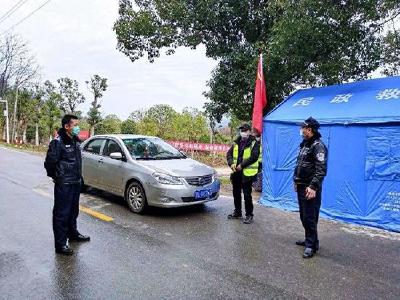 崇阳森警：战“疫”路上的坚守 ！