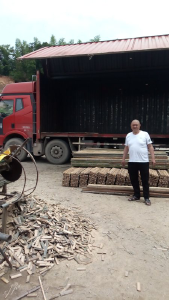 脱贫之星杨兴望：竹木加工 “加”来幸福生活