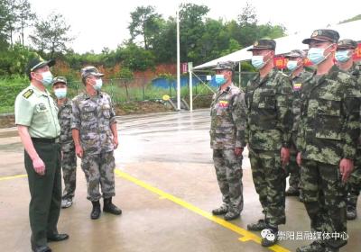 来承坦到崇阳县检查指导征兵工作