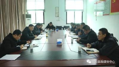 郑俊华到县城市管理执法局调研督导落实全面从严治党主体责任工作