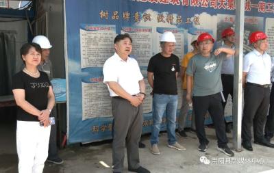 市人大常委会到崇阳县开展安全生产“一法一条例”贯彻落实情况执法检查