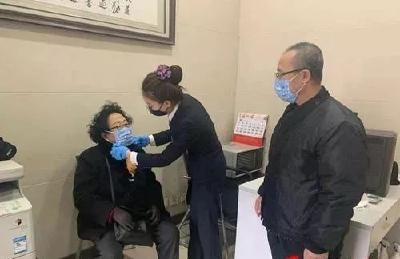 “适老”金融服务加快渗透老人生活 