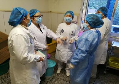 国务院联防联控机制：不得以任何理由削减感控人员数量