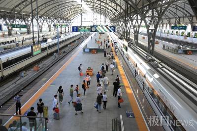 中秋假期武铁发送旅客160万人次，同比节前增加约四成