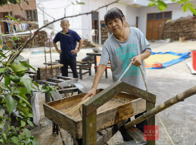 崇阳廖先文：昔时卖“豆腐脑”，今日成“豆腐佬”