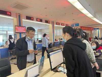 崇阳县住建局：一把手走流程 抓落实重实效