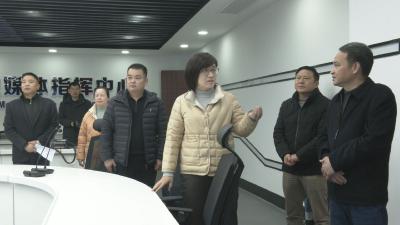 梁薇到县融媒体中心调研时要求：把崇阳故事讲得更精彩  让崇阳声音传播得更远  