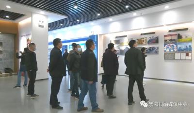 崇阳镇村干部赴嘉鱼县官桥八组学习考察乡村振兴工作