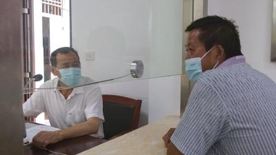 庞雨林：心系信访群众  情满接访中心