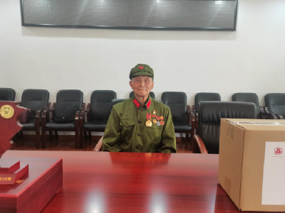 强国复兴有我·寻访老兵足迹 | 从剿匪路上的“小毛头”成长为新中国炮手——老兵杨秀友