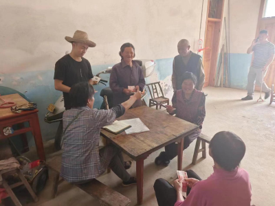 铜钟乡清水村：就业“红娘”架起村民致富“金桥梁”