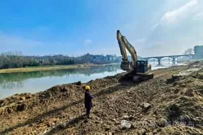 同建民心堤——陆水流域系统治理工程（三期）崇阳段建设现场见闻