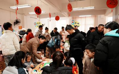 乐“享”元旦  崇阳县幼儿园新年游园会欢乐多  