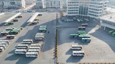 “五一”不打烊  崇阳县城西客运站守护万家出行路