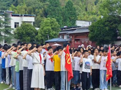 崇阳县高枧乡：弘扬大别山精神  传承红色基因