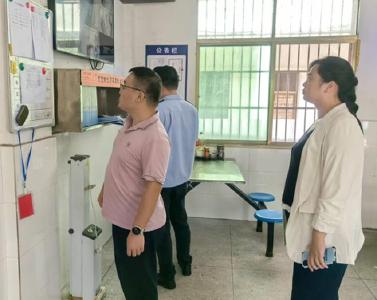 崇阳县金塘镇开展节前安全生产检查