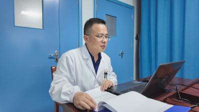 归乡 建科 救病患 他仁心医术护佑崇阳百姓呼吸健康