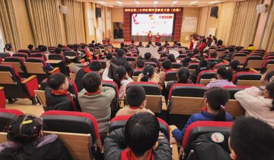 崇阳二小：红领巾讲故事 传承红色基因