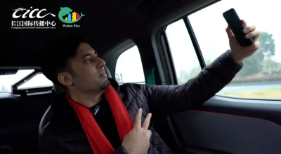 “误入”武汉科技年，巴基斯坦小伙：这年味也太酷了！