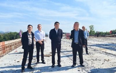 徐望调研重点项目建设、安全生产工作时强调:紧盯项目进度 严守安全底线