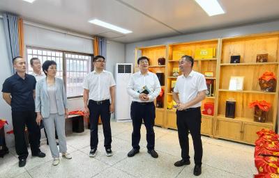省总工会副主席冯家欣来我县调研 以工会力量赋能现代农业提质增效