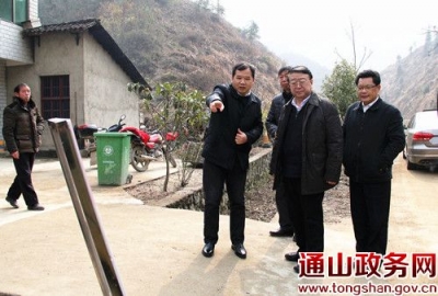 省委常委、省纪委书记侯长安来我县调研