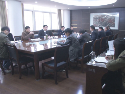 胡金云参加南林桥 大路代表团分组讨论